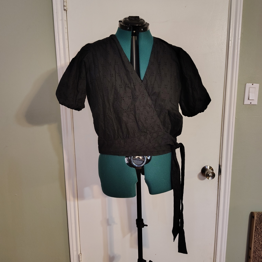 GAP Black Wrap Top